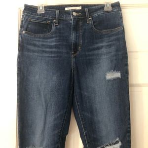 WORN ONCE Levi’s 721 High Rise Skinny’s